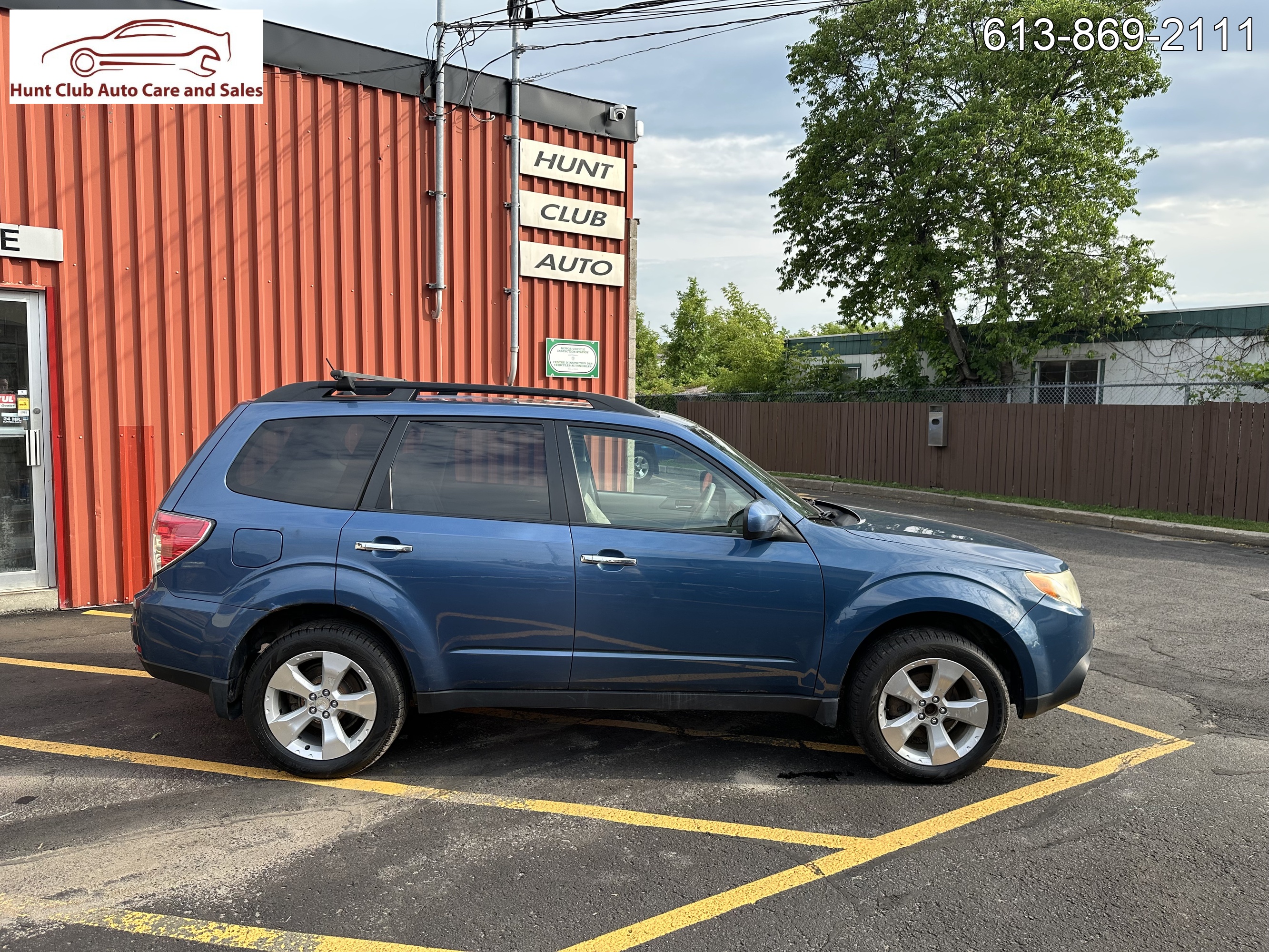 2010 Subaru Forester X Touring 5-Speed Manual photo 2